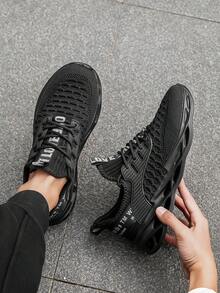Zapatillas de running de moda clásica para hombres, de unicolor con estampado aleatorio de letras, parche delantero con cordones, versátiles para uso diario y exterior, cómodas de malla de punto y tejido casual deportivo - Negro - Ver 10
