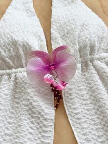 Conjunto de top de tirantes con cuello de corbata y espalda descubierta con decoración floral y minifalda, de tela texturizada blanca, para vacaciones, playa, estilo bohemio - Blanco - Ver 7