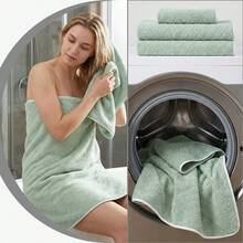 This 8-Piece Towel And Bath Towel Set Includes 2 Bath Towels, 2 Hand Towels, And 4 Face Towels. Made Of Coral Fleece, These Towels Are Super Soft, Comfortable, And Highly Absorbent – Essential For Home And Travel. - Hot Pink - View 2