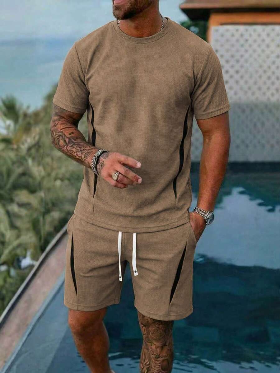 2pcs/Set Men's Summer New Fashion Color Block Waffle Texture Round Neck Short Sleeve T-Shirt And Solid Color Waffle Texture Shorts Set - Khaki - View 1