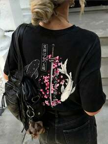 Camiseta de mujerCamiseta de manga corta de cuello redondo negra con estampado de carpa koi y espada samurái de estilo sakura, de moda minimalista de verano, versátil y elegante para mujerCómoda y ligera - Negro - Ver 7
