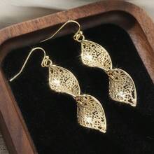 Hoa tai dài kiểu Bohemian với họa tiết xoắn kép rỗng, kiểu dáng thanh lịch Pháp, thích hợp cho phụ nữ và bé gái. - Vàng - Xem 6
