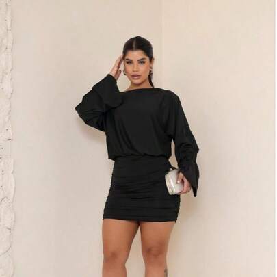 Vestido Feminino Curto Balonê com Manga Flare Drapeado Abertura nas Costas Elegante Moderno Novidade Moda Gringa