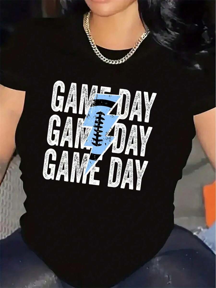Camiseta de manga corta para el día del juego | Hecha de material duradero, cómodo y ligero, perfecta para eventos deportivos, uso casual o reuniones de fans, con un estampado audaz del día del juego con diseño de fútbol, cuello redondo, tejido de elasticidad media - Negro - Ver 1