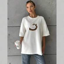 Camiseta de manga corta con diseño de cola de leopardo, novedad de verano 2026, para mujer, holgada, de talla grande, informal y versátil. - Blanco - Ver 3