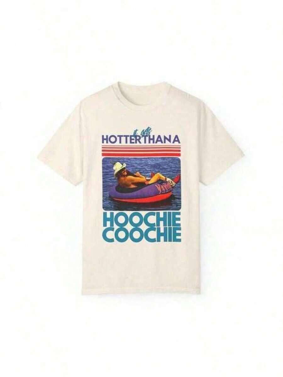 Las últimas camisetas para mujer de 2026: Camiseta de Alan Jackson, Camiseta de Verano con Canción Country, Es Más Caluroso Que En El Sur Lejano, Camiseta Unisex de Manga Corta para el 4 de Julio. Summer RT49,playeras de mujer,blusas casuales para dama,Camiseta gráfica de estilo retro-rock,Camiseta gráfica divertida,Prenda masculina de moda,Patrones de anime y dibujos animados - Blanco - Ver 1
