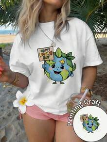 Women's Short-Sleeved Crew Neck T-Shirt, 100% Machine Washable And Easy To Care For, With A Casual Design Featuring Adorable Lettering And A Banner Print With The Phrase "Happy Earth Day". New Summer 2026 T-Shirt For Everyday Wear And Travel. - 杏色 - 查看 10