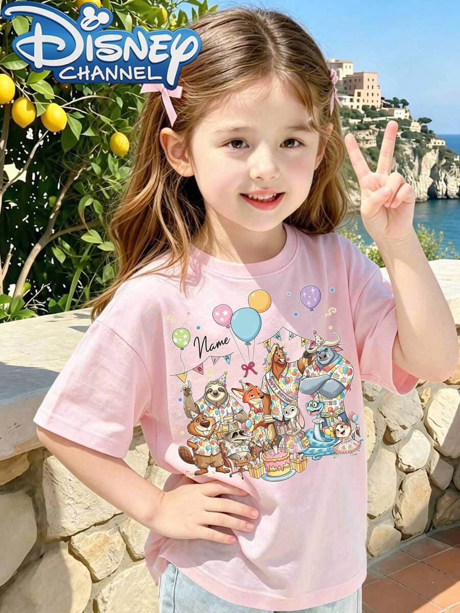 Zootopia Birthday Party Print, A Cute, Fresh, And Fashionable Disney Girl's Crew Neck T-Shirt, 100% Cotton, Is The Ideal Choice For Daily Wear, Holiday Leisure, Outdoor Exploration, Campus Life, And Shopping Trips. It Is Also A Summer Must-Have Item And Makes For An Excellent Disney Birthday Gift For Girls Or Boys. - Hồng - Xem 1