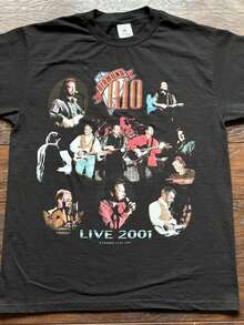 Camiseta unisex retro de 2001 con diseño de diamante de los conciertos de Rio Country. Suave, imprescindible para la moda casual en todas las estaciones. Versátil para todas las estaciones, asequible para el uso diario. Un regalo perfecto para fans y amigos. Adecuada para fiestas y uso diario, ideal para vacaciones y momentos de ocio, excelente para fiestas y vacaciones en familia. - Negro - Ver 7