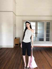 杏色波點女款短袖T恤 夏季新品 熱門設計 時髦韓系不對稱露肩上衣 - 杏色 - 查看 9