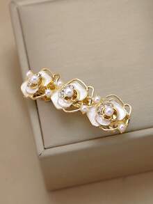 1pc New French Flower Rhinestone Inlaid Mini Hair Clip, Tiny Side Bangs Hairpin Accessories,Travel,Birthday, Claw Clips - White - View 1