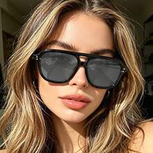 1 Pair Tortoiseshell Square Double-Bridge Aviator Glasses, Suitable For Vacation, Boho, Beach Occasions, Ideal Women's Beach Accessory. This Is The Perfect Match For Women's Autumn/Winter Outfits, Business Casual Attire And Gifts - Black Frame Gray Sheet - View 1