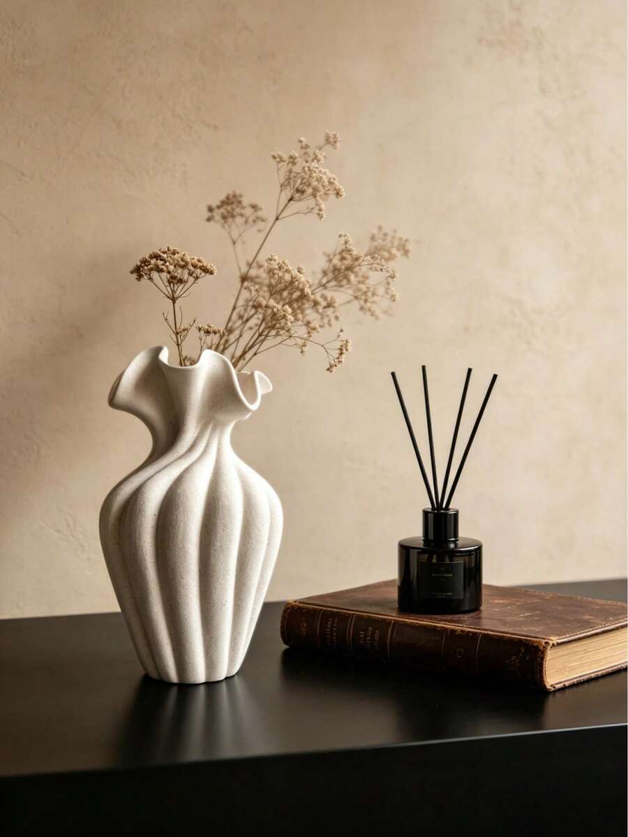 1pc Fragrance Diffuser Bottle, Exquisite Dumpling Shaped Diffuser, High-End Home Fragrance Container, Suitable For Room Decor, Unique Essential Oil Decorative Bottle, Luxurious Fragrance Decor Item, Ideal For Bedroom, Living Room, Office Use. - Multicolor - View 1