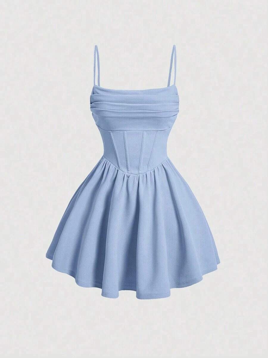 Elegante vestido de tirantes con fruncido en la cintura de color liso - Celeste - Ver 1