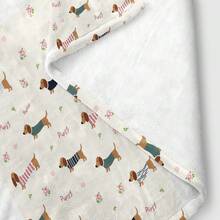 1 Stück minimalistisch süßer beiger Cartoon Dackel Hund Muster Flanelldecke, weich & bequem, geeignet für alle Jahreszeiten, für Sofa, Bett, Büro, Camping, Reisen, ganzjähriges Geschenk - Verschiedenfarbig - Übersicht 11