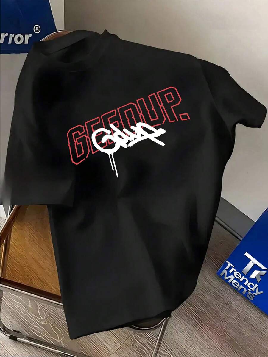 Camiseta Oversize para Hombre con Estampado de Letras en Negrita y Verde Azulado - Cuello Redondo Casual, Manga Corta, Tejido de Punto Transpirable, Corte Regular para Atuendo Casual y Estilo Y2k - Negro - Ver 1
