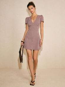 Vestido mini de manga corta con cuello en V y botones, vestido casual de verano elegante de línea A, vestido mini de cuello en V, vestido con botones delanteros, vestido casual de verano, vestido de manga corta, vestido de cuadros rojos de línea A, vestido mini minimalista, vestido rojo, ropa casual de verano para mujer, vestido de ajuste ceñido, atuendos para citas de vacaciones, atuendos para festivales de música de verano, atuendos de oficina para mujer, vestido social, vestidos de picnic para mujer, atuendos de primavera para mujer, vestido de guinga para mujer, ropa de oficina para mujer, atuendos de verano 2026, nuevas llegadas - Rosa vieja - Ver 1