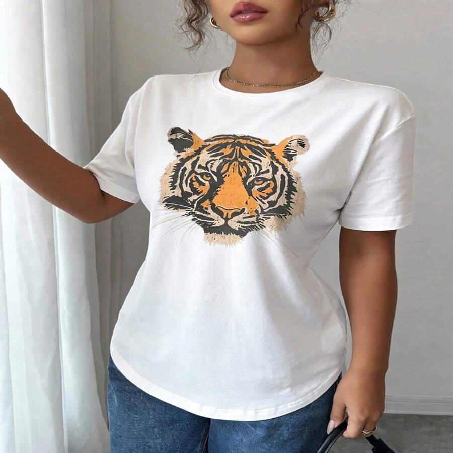 Women's Majestic Tiger Face Print T-Shirt - Short Sleeve, Round Neck, Casual Summer Top With Tiger Stripe Blouse For Spring/Summer - Comfortable Medium Stretch Clothing And Wildlife Outfits (Machine Washable) - 白色 - 查看 1