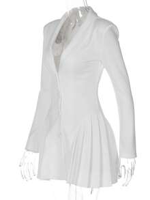 Elegant Short Dress With Blazer Collar And Deep V-Neck In A Solid Color - 白色 - 查看 7