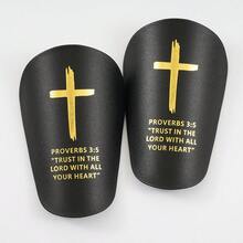 Espinilleras de fútbol con patrones de proverbios bíblicos y fe cristiana, de 10 x 6 cm, adecuadas para adolescentes y adultos - cruz - Ver 12