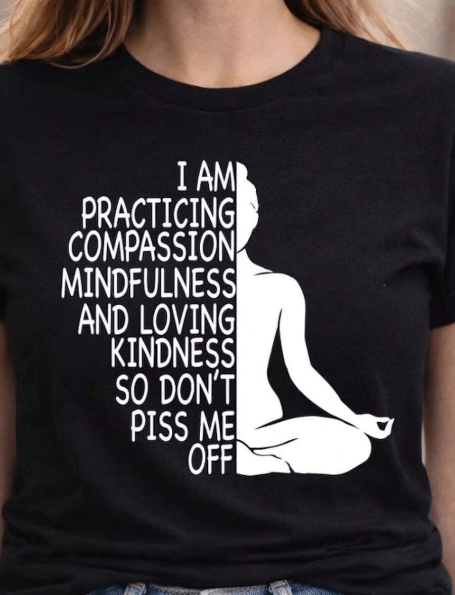 Camiseta Divertida de Yoga, Camiseta de Compasión Namaste, Camiseta de Humor, Amabilidad y Mindfulness, Regalo Humorístico para Meditación, Regalo para Instructor de Yoga, Camiseta con Frases Zen - Negro 4 - Ver 1