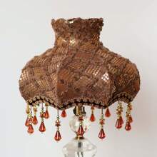 Pantalla de lámpara de tela con borlas y lentejuelas en forma de rosa 3D, estilo vintage americano hecho a mano. Adecuado para lámpara de mesa y lámpara de pie. Iluminación decorativa para dormitorio y fiesta. - marrón - Ver 8