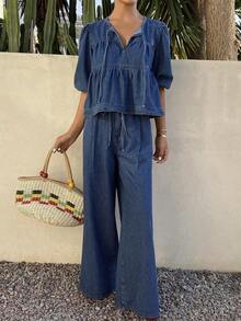 Blusa de mezclilla con cuello de corbata, mangas abullonadas y volante, y pantalón vaquero de pierna ancha - Azul - Ver 4