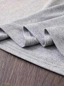 Top Casual de Talla Grande con Mangas Cortas y Estampado de Letras, Adecuado para Verano y Primavera, Ropa de Talla Grande para Mujer. - Gris Claro - Ver 4