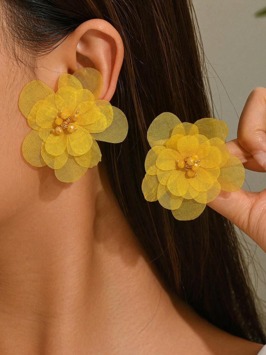 1 Pasang Anting Pendek Wanita Elegan Motif Bunga dari Kain, Cocok untuk Pemakaian Sehari-hari (Warna Manik-manik Acak) - Kuning - E1563 - View 1