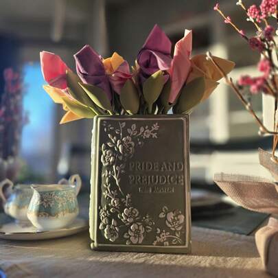 Portaservilletas Peleg Design Bloom para mesas, set de 4 brotes de flores de plástico con tallo verde que se tuercen, talla grande servilletas blancas para hacer arreglos de mesa originales
