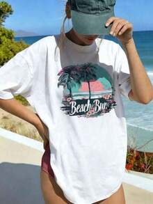 Women's Oversized White Cotton T-Shirt With A Retro Tropical "Beach Bum" Print, Palm Trees, Sunset, Hibiscus Flowers And Watercolor Effect, A Summery, Nostalgic And Relaxed Style, Ideal For Everyday Wear, Beach, Vacations And Casual Summer Looks - 白色的 - 查看 6