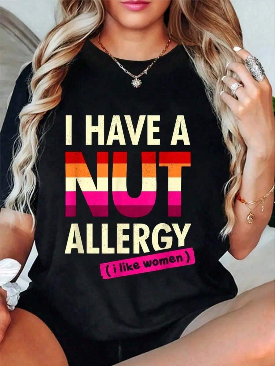 Camiseta Vintage Holgada para Mujer con Estampado de Letras Casual Diario 100% Algodón, Camiseta Divertida para Mujeres Lesbianas con Estampado "I Have A Nut Allergy", Camiseta Vintage de Corte Relajado para Mujer, Tops Suaves Premium con Estampado, Camisetas de Moda con Cuello Redondo, Camiseta Oversize para Mujer con Estampado 100% Algodón Puro. - Negro - Ver 1