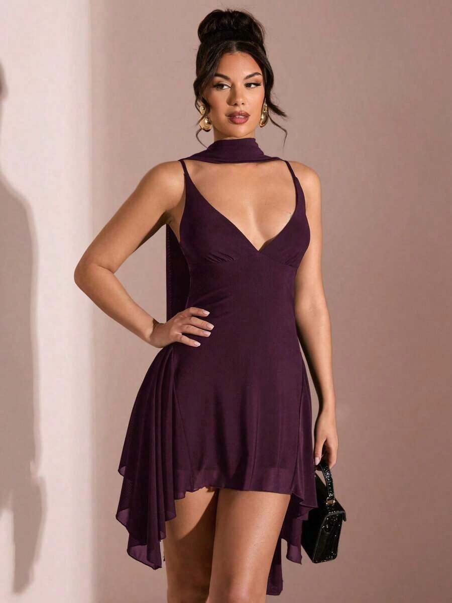 Vestido corto de gasa con escote en V profundo y cinta de color negro sólido, adecuado para citas diarias, salidas nocturnas, discotecas, fiestas, reuniones, fiestas de cóctel, monos de vacaciones, fiestas en la piscina, ropa de oficina, vestidos para ir y venir - Granada - Ver 1