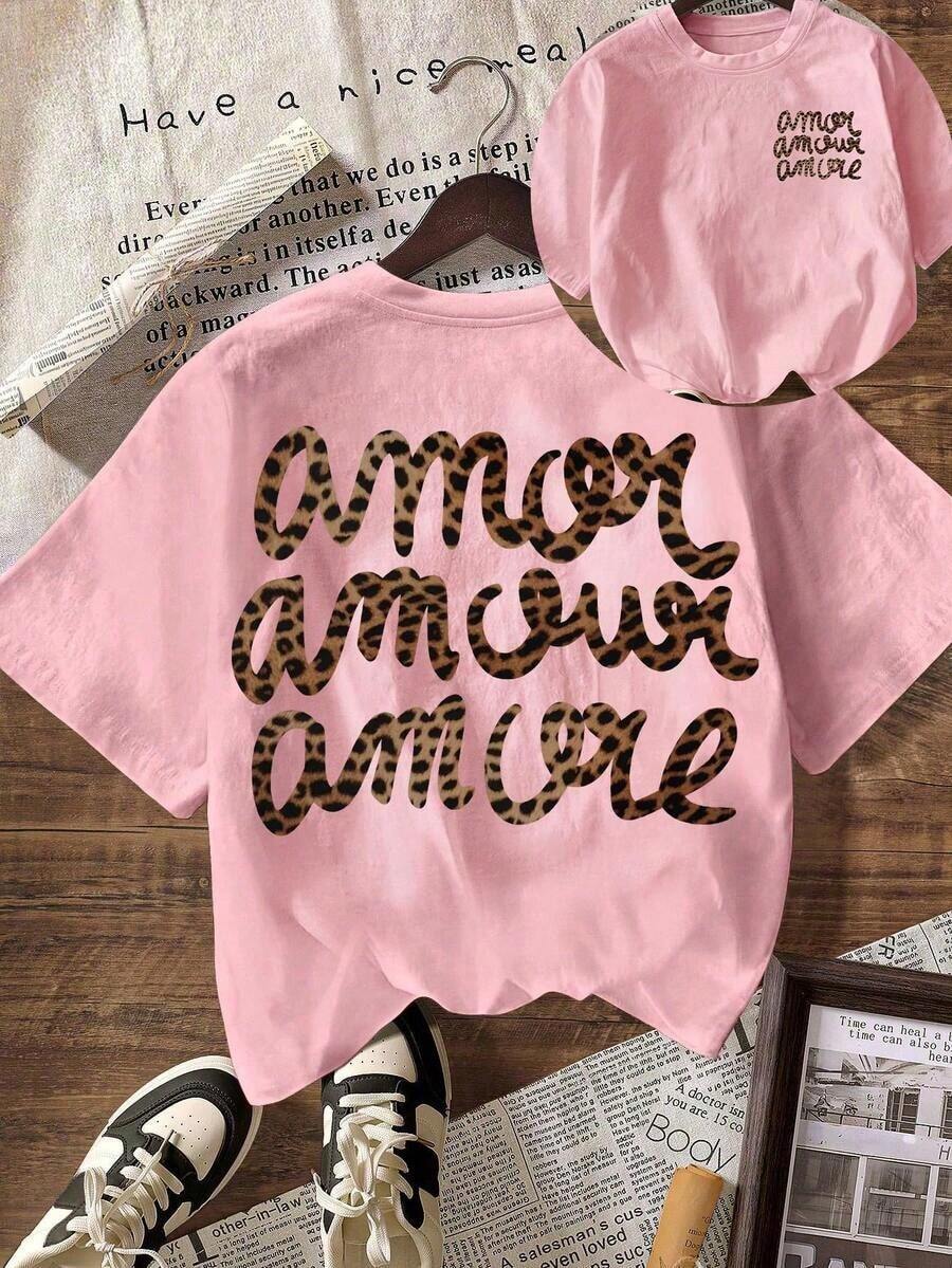 Women's "More Love" Leopard Print Round Neck Short Sleeve T-Shirt, Casual, Black, For Summer, Autumn/Back To School. - 淡粉紅色 - 查看 1