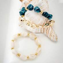 1pc Abstract Textured Gold Bangle - Gold - View 4