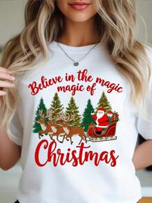 Camiseta de Navidad blanca con impresión de Papá Noel y renos - "Cree en la magia de Navidad" trineo y diseño de árbol nevado, vestido de fiesta de manga corta de cuello de la tulación, ropa casual de toda la tempor (color del trineo de Papá Noel: rojo) - Blanco - Ver 2