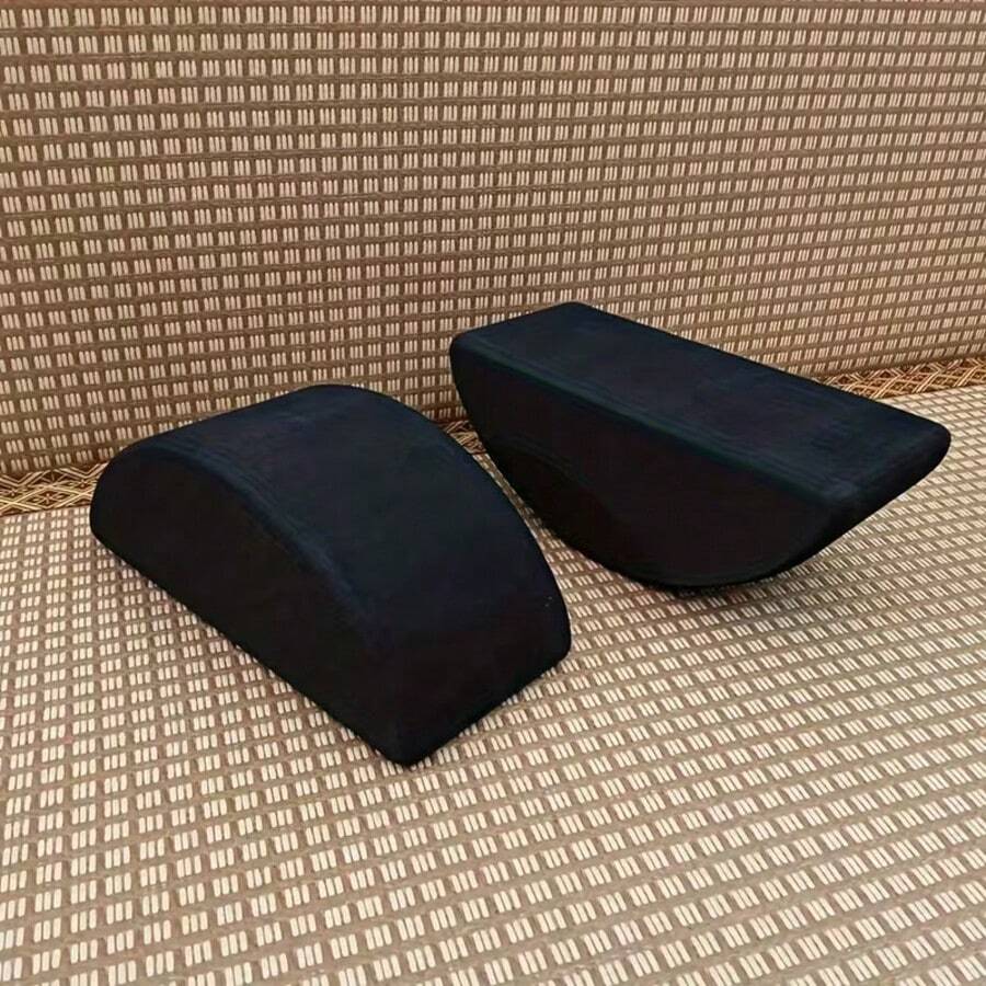 Multifunctional Squat Wedge With Yoga Mat - Dual-Sided For Strength Training, Balance Exercises, Weightlifting & Calf Stretching - Durable Rubber, Suitable For All Fitness Levels - Black - View 1