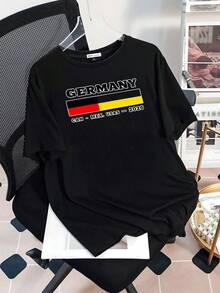 German Flag With The Text "Germany" And A Reference To The 2026 Tournament, Symbolizing National Pride And Sporting Passion, Combining The Colors Black, Red, And Yellow, Evoking Unity And Positive Energy. Women's T-Shirt, 100% Cotton, Casual, Comfortable For Football Fans. - 黑色 - 查看 3