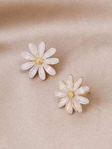 1pc Simple Fashion High-Quality Resin Daisy Earrings Are Very Suitable For Daily Wear Of Sisters/Girlfriends And The Best Birthday Gift For Family Friends And Sisters. - Yellow Gold - View 1