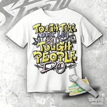 Dunk Easter Air Forces 1s Easter Tough People Never Fall, Camiseta a juego con zapatillas, Camiseta gráfica de estilo urbano para amantes de las zapatillas. - Blanco - Ver 4