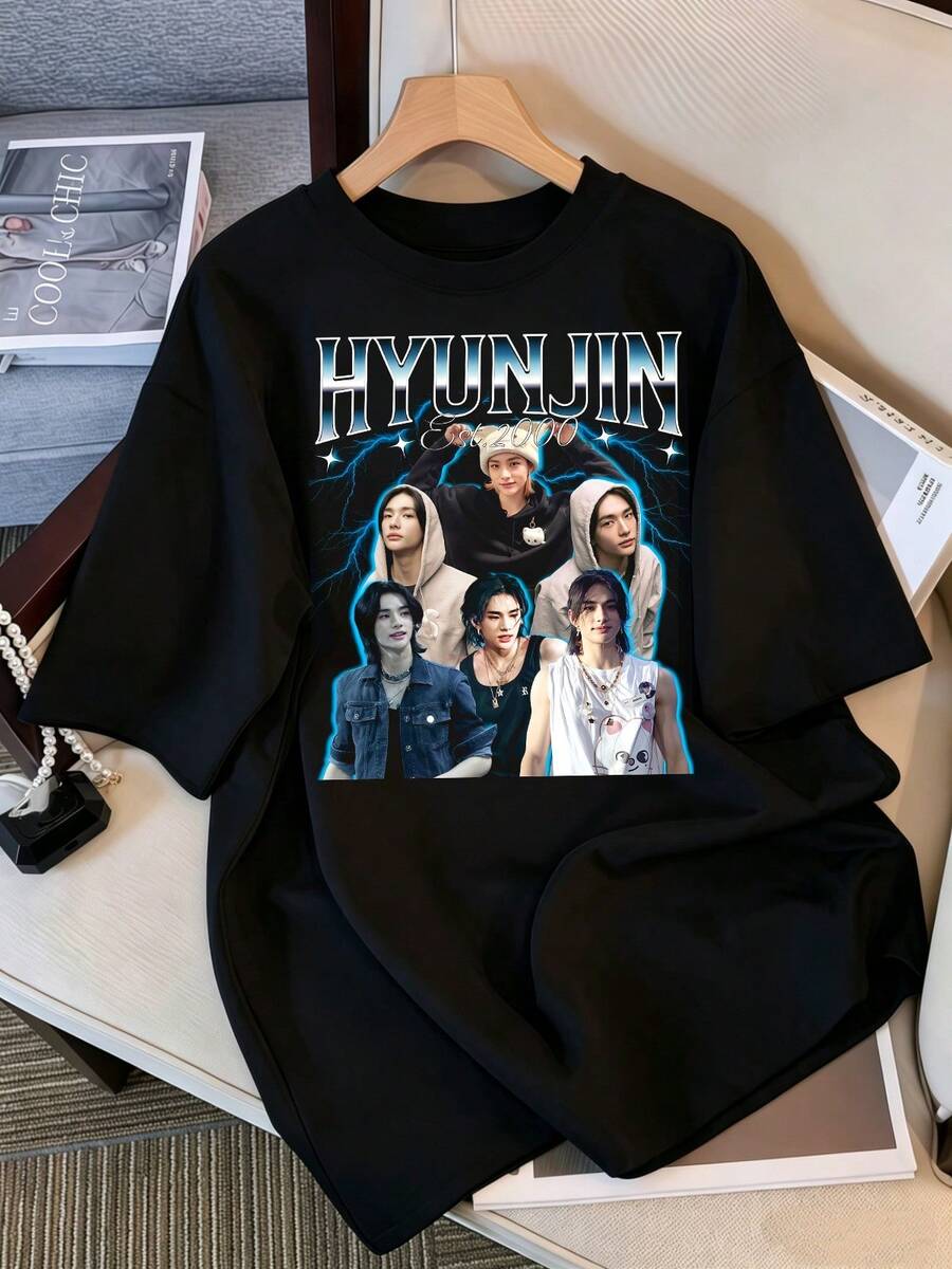 2026 T-Shirt, Strays Kids HYUNJINs Vintage Graphic T-Shirt, Oversized Casual T-Shirt For STAY Fans, 2000s Retro Streetwear Top, Retro K-Pop Idol Bootleg Style Oversized T-Shirt, Vintage Graphic Print T-Shirt, Short Sleeve Casual Top, K-Pop Fan Merchandise, Black Streetwear T-Shirt For Fans, K-Pop Star Vintage Graphic T-Shirt, Short Sleeve Oversized T-Shirt With Retro Lightning Letter Print, Black Crew Neck Casual Top, Streetwear Style Idol Fan Gift, Comfortable Loose Fit Cotton Blend T-Shirt For Women And Men. - Black - View 1