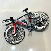 1 buah Model Rangka Sepeda Paduan Logam yang Indah, Miniatur Sepeda Balap Portabel Mainan Koleksi Realistis, Cocok untuk Penggemar dan Kolektor Sepeda, Dekorasi Gaya Balap Klasik dengan Ban Karet Realistis, Hadiah untuk Atlet Triathlon - MultiWarna - View 7