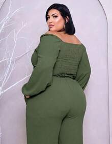 Plus Size Set: Off-The-Shoulder Cropped Top And Elegant High-Waisted Lined Palazzo Pants - Hijau Tentara - View 3