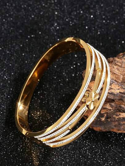 1 pieza Pulsera de acero inoxidable chapada en oro de 18K con múltiples capas y diseño cruzado con diamantes engastados, decoración de trébol hueco, hipoalergénica, resistente a la decoloración, joyería elegante, adecuada para regalo, uso diario, citas, fiestas
