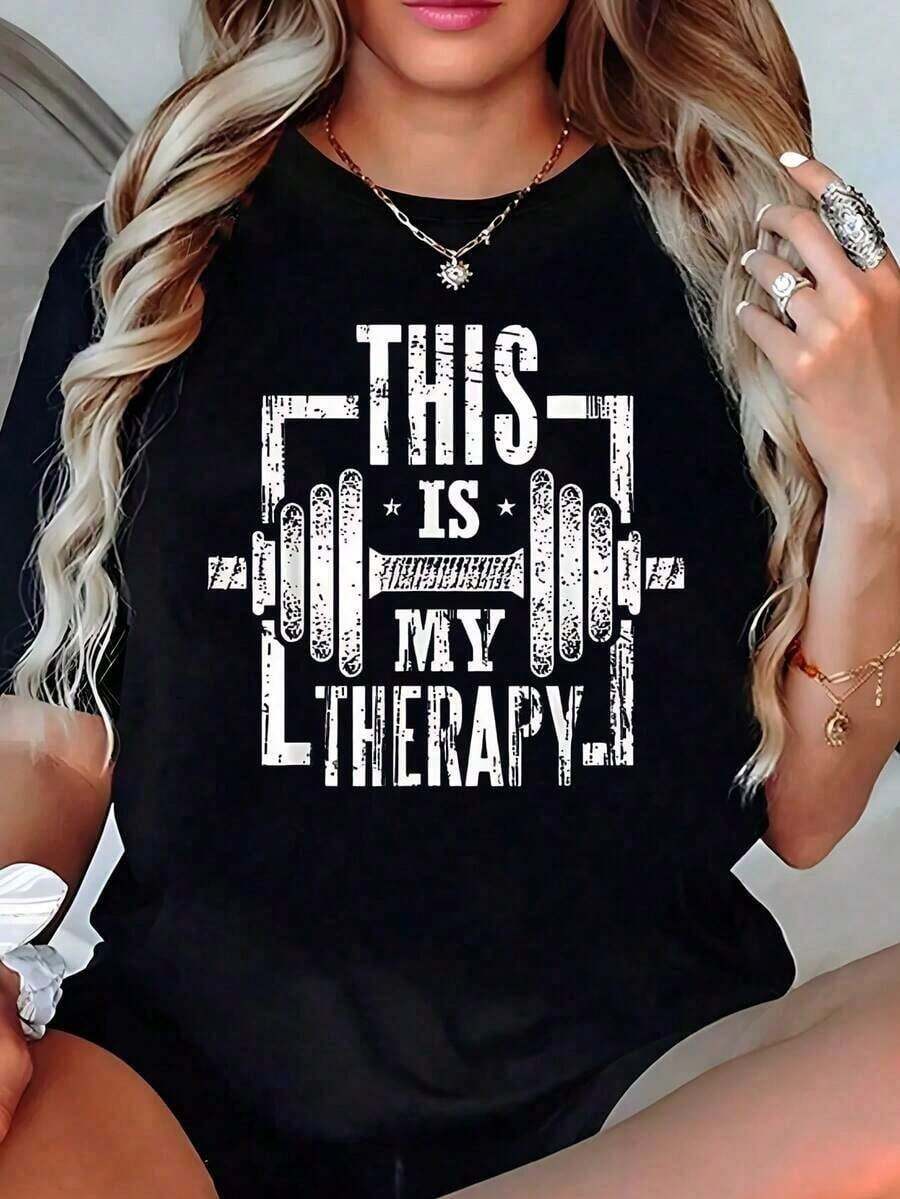 Free Shipping, Local Delivery In Mexico, Delivery In 4 Days. Black T-Shirt With The Phrase "THIS IS MY THERAPEUTIC" And A Dumbbell Graphic, Motivational T-Shirt For Fitness And Gym, Loose Grunge-Style Blouse, Gift For Trainers And Weightlifting Enthusiasts. - 黑色 - 查看 1