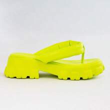 RASOLLI Women's Neon Lime Green Chunky Platform Thong Flip Flops – Y2K Thick Sole Lug Sandals Beach Slides - 綠色 - 查看 2