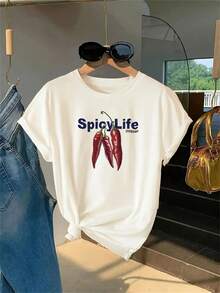 Camiseta Gráfica "Spicy Life" para Mujer - Camiseta Blanca con Diseño de Chiles Rojos - Corte Holgado, Casual para Uso Diario - Top Versátil para Combinar en Todas las Temporadas - Tela No Transparente, Prenda Básica Versátil para el Guardarropa, Estilo Urbano, Material Cómodo, Pieza de Moda, Camiseta Y2K para Amantes de la Moda - Negro - Ver 10