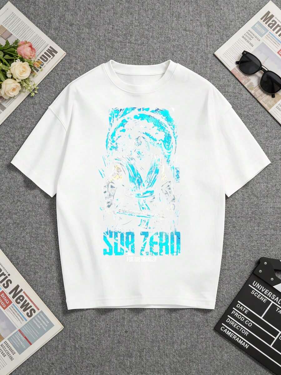 White T-Shirt With A Striking "Sub-Zero" Print Inspired By Iconic Video Game Characters. Perfect For Retro Gaming Enthusiasts And A Great Addition To Any Casual Wardrobe. A Short-Sleeved T-Shirt Suitable For Lounging At Home, Everyday Wear, Parties, And Travel-Ideal As A Gift For Friends Or Family. - 白色 - 查看 1