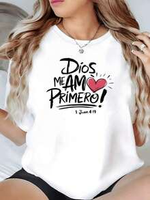 1 Pieza Moda Informal Para Hombres Y WomenLa frase del estampado expresa el amor divino y la gratitud a Dios que amó primero con un corazón rojo resaltando fe y esperanza es cada uno detalle camiseta para mujer algodón suave y cómoda para uso Diario es versátil, fácil de combinar, adecuado para el uso diario, el estilo urbano, los conjuntos de vacaciones y la ropa de fin de semana. - Blanco - Ver 8