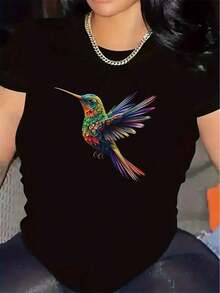 Camiseta con diseño vibrante de colibrí |     Ideal para la sala de estar del hogar, tela duradera y ligera, ajuste cómodo para uso diario, ropa elegante para ambientes casuales, cuello redondo, tela de elasticidad media, patrón estampado - Multicolor - Ver 1